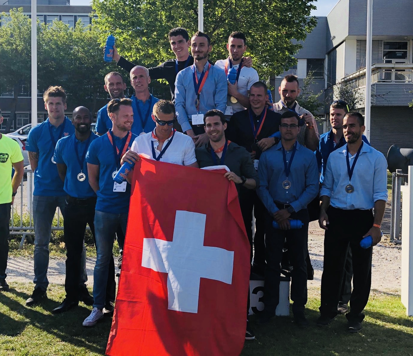 Les policiers valaisans sont champions d'Europe de la course d'obstacles